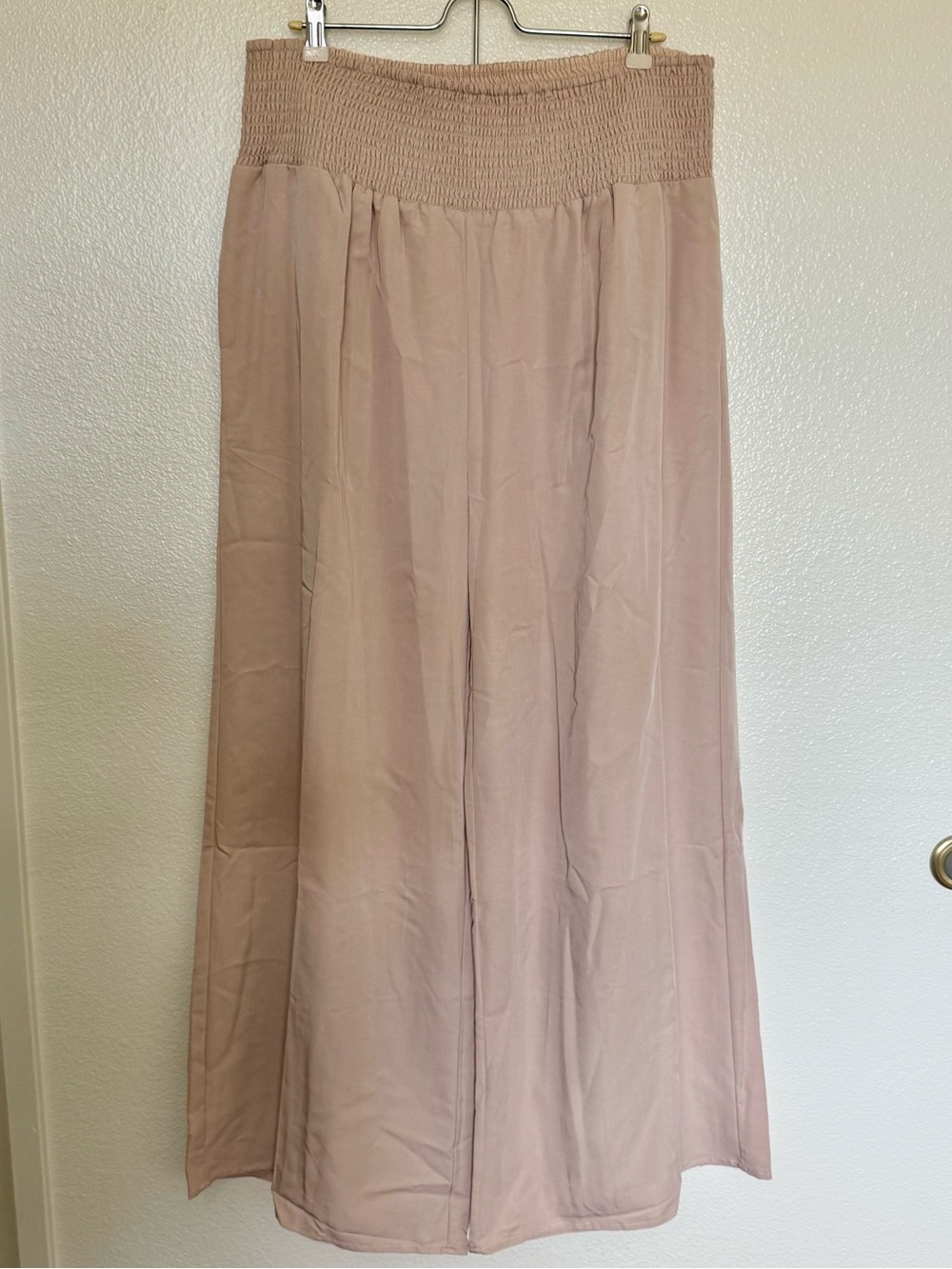 NWOT White Birch Women's Smocked Waist Wide Leg Pants